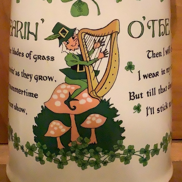 🍀 Old Fitzgerald 1968 Porcelain Collector’s Whiskey Decanter 🍀Empty! - Picture 2 of 9